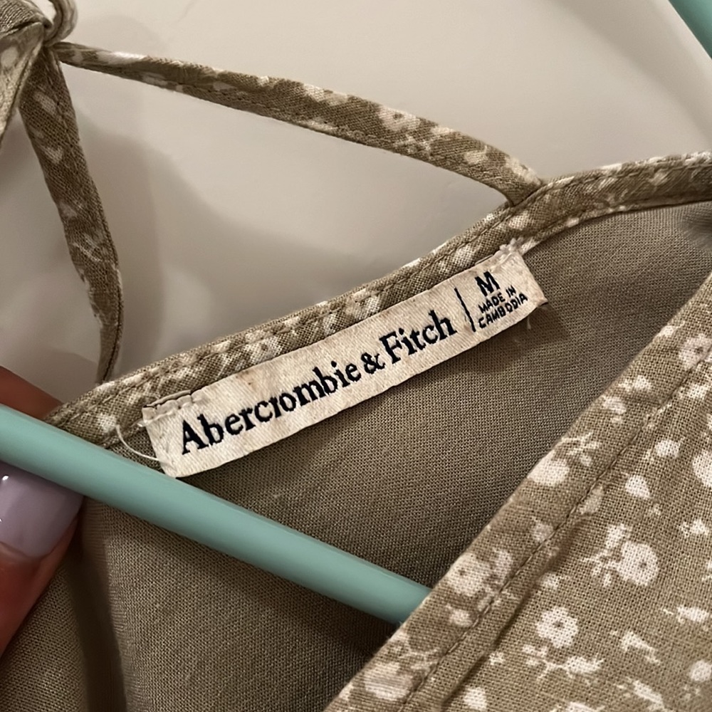 Abercrombie & Fitch Flutter Sleeve Trapeze Top - image 3